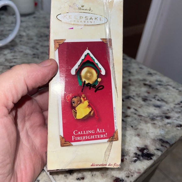 Hallmark Holiday Hallmarks Keepsake Ornament Poshmark
